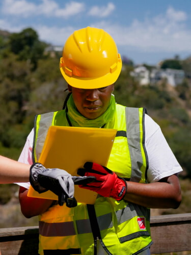 How to Manage PPE for Temporary or Seasonal Workers
